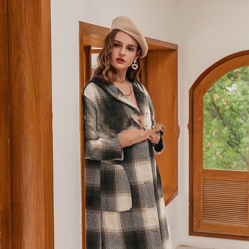 Long coat tartan coat